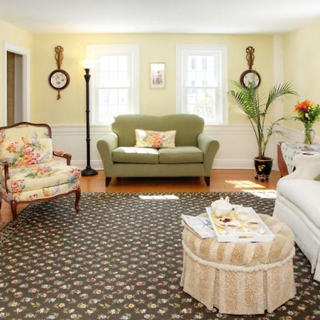 The Inn At Yarmouth Port (Adults Only) Buitenkant foto