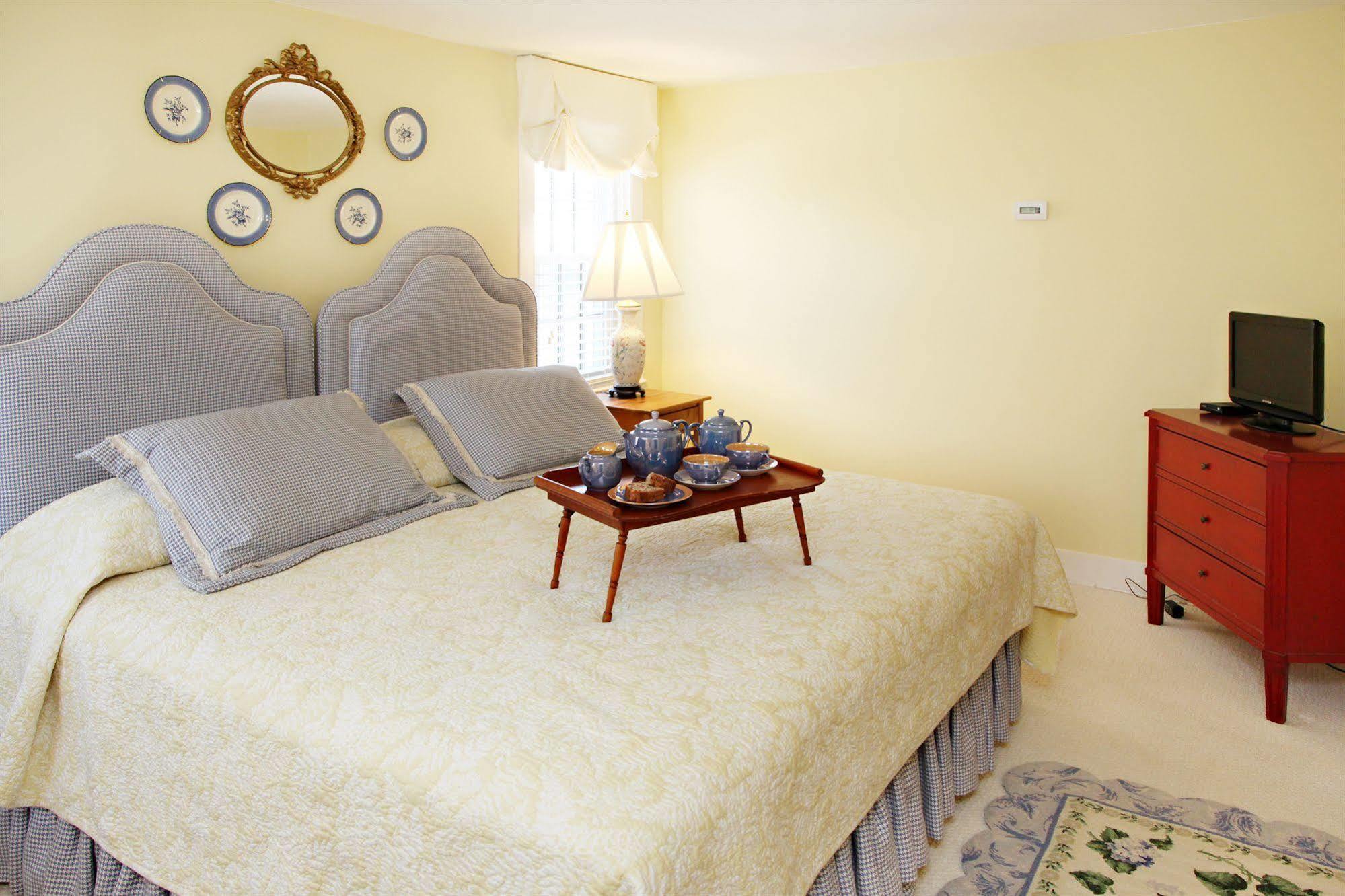 The Inn At Yarmouth Port (Adults Only) Buitenkant foto