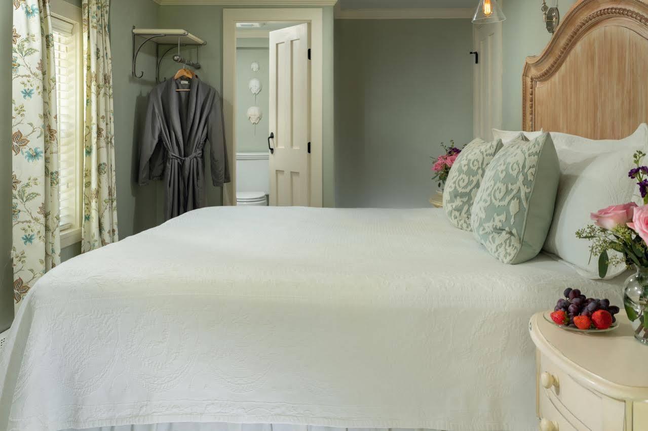 The Inn At Yarmouth Port (Adults Only) Buitenkant foto